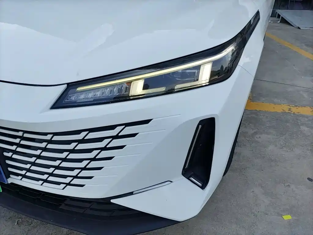 Changan Yida — миниатюра 24