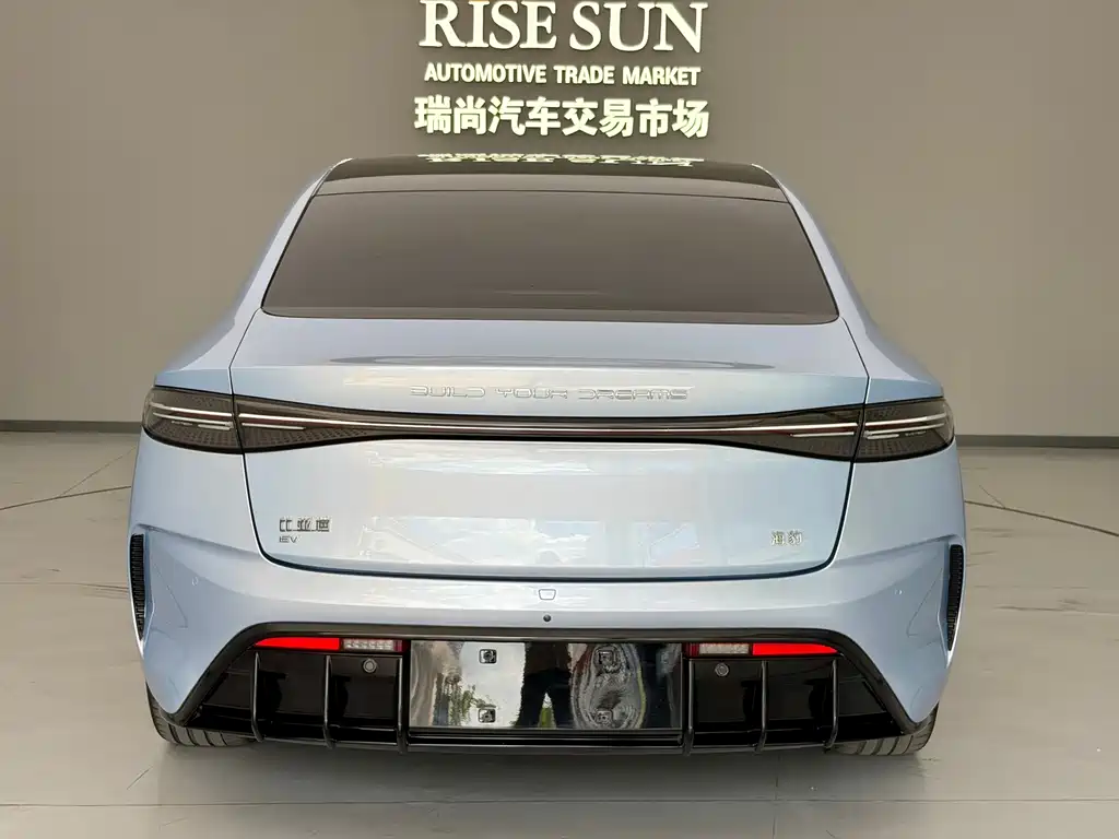 BYD Seal — миниатюра 5