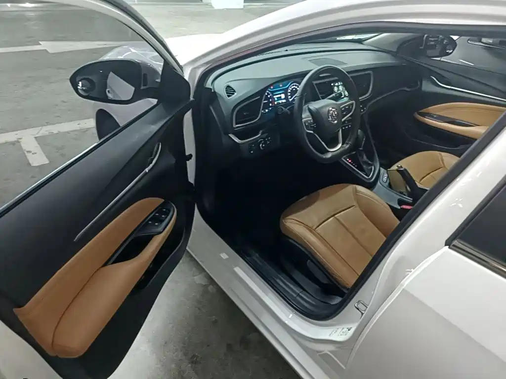 Buick Excelle — миниатюра 16