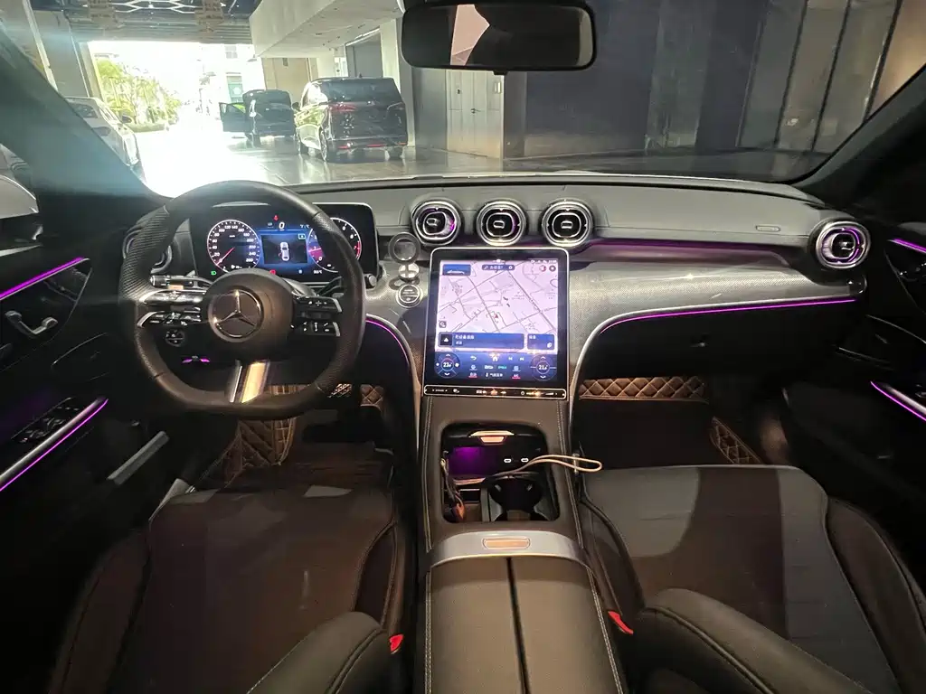 Mercedes-Benz C-Class — миниатюра 8