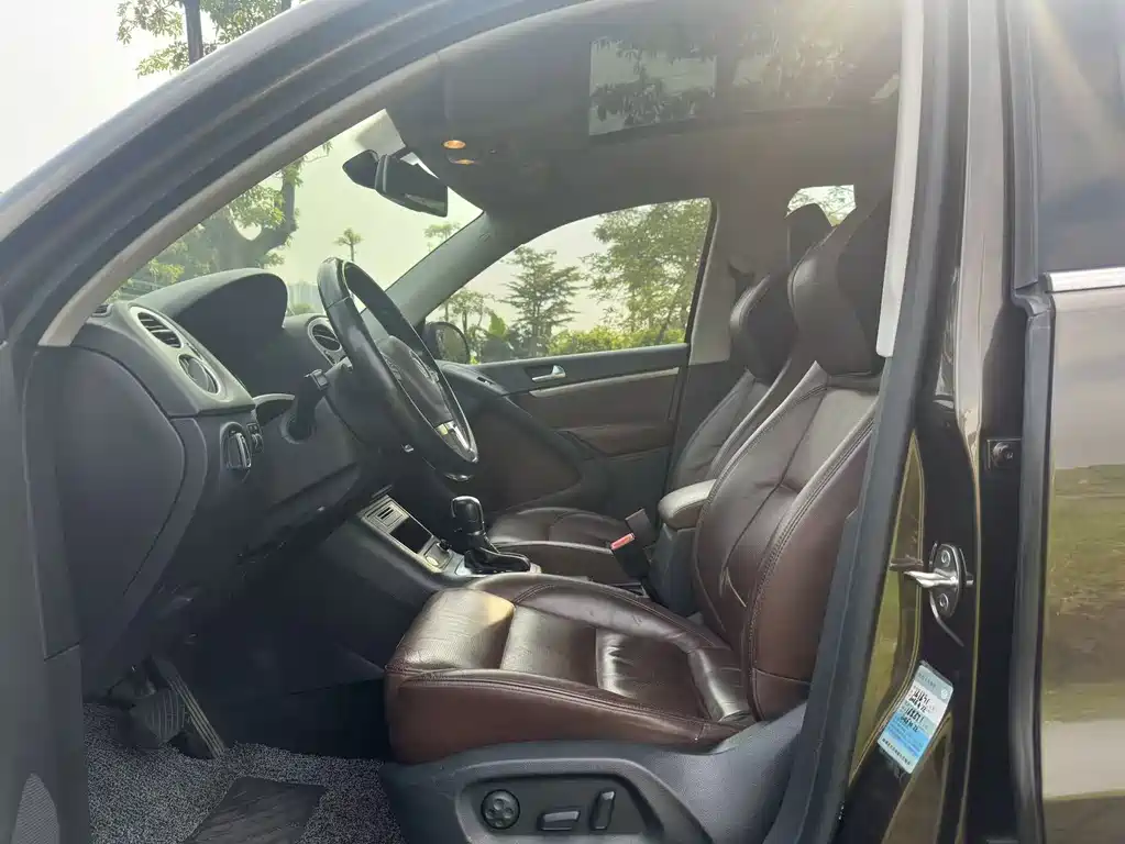 Volkswagen Tiguan — миниатюра 4