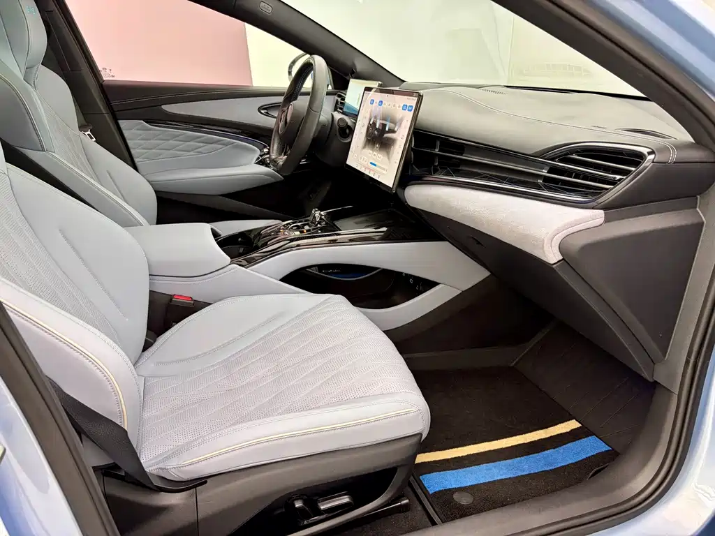 BYD Seal — миниатюра 8
