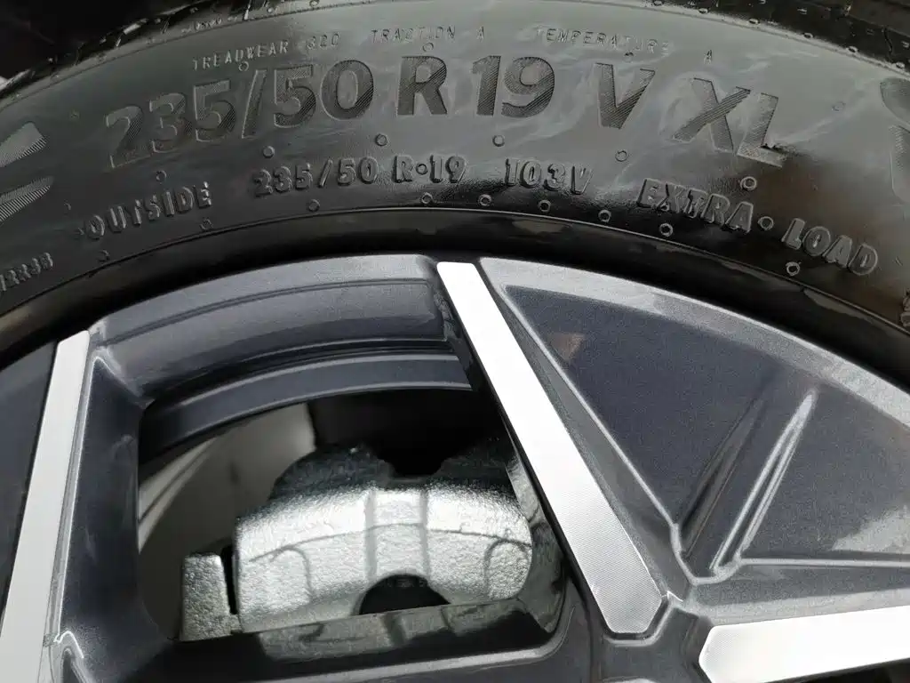Lynk & Co Z20 — миниатюра 24