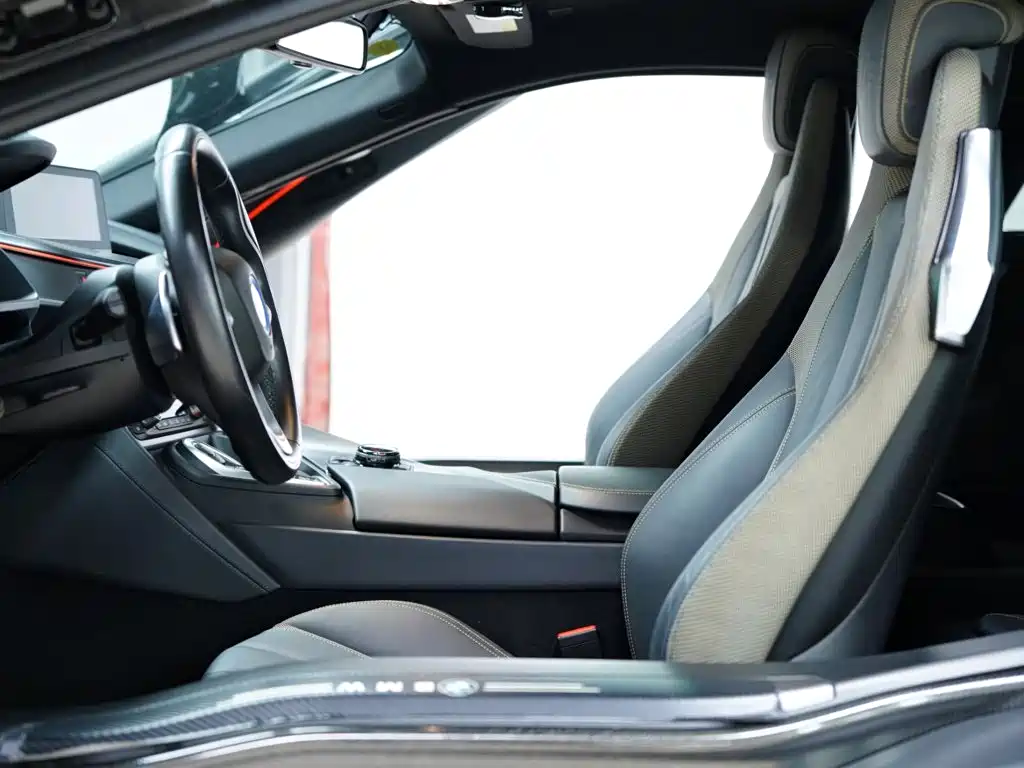 BMW i8 — миниатюра 25