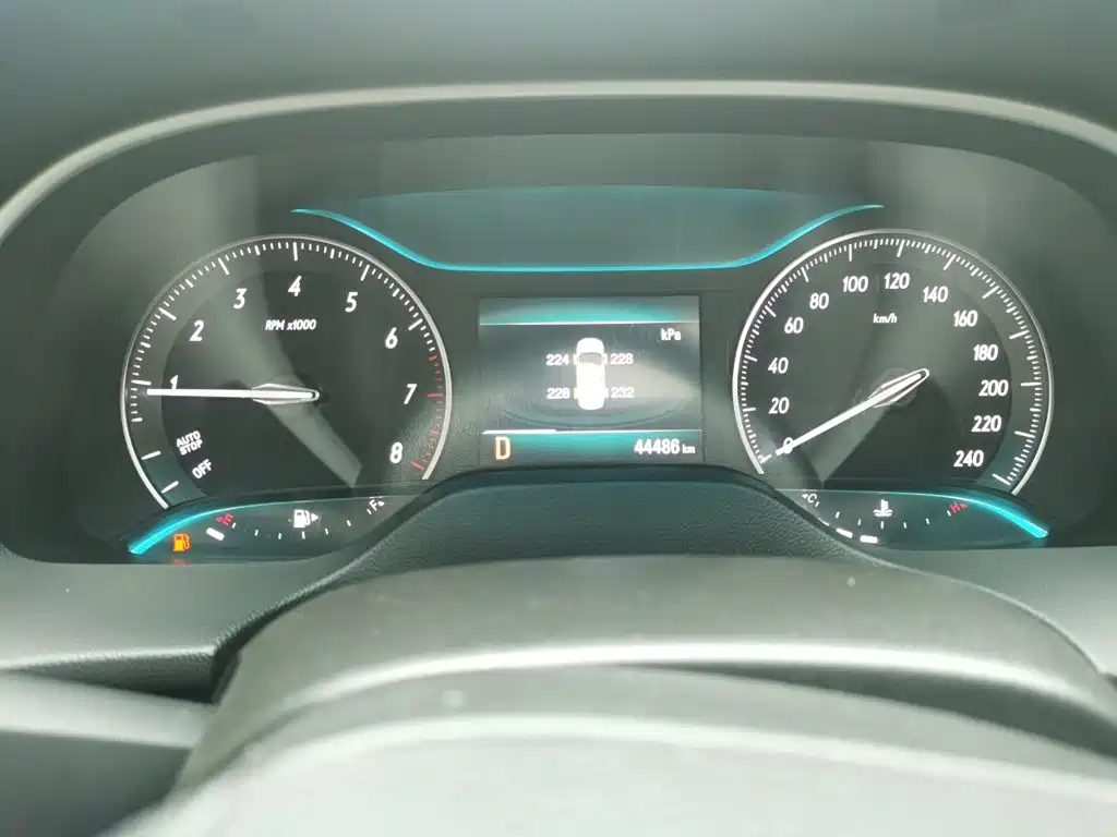 Buick Excelle — миниатюра 4