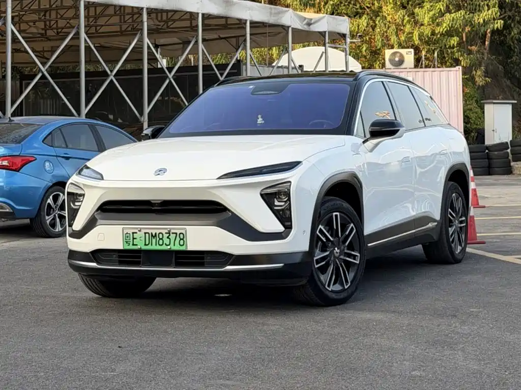 NIO ES6