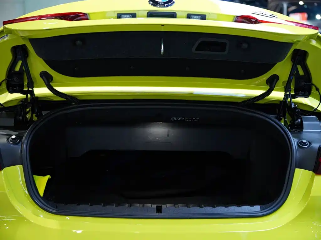 BMW M4 — миниатюра 31