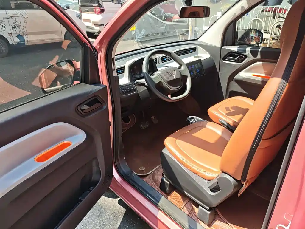 Wuling MINIEV — миниатюра 13