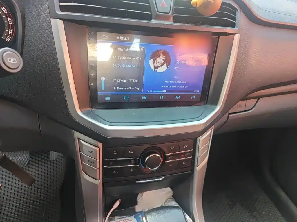 MAXUS T60 — миниатюра 6