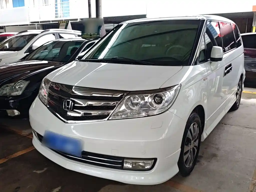 Купить Honda Elysion