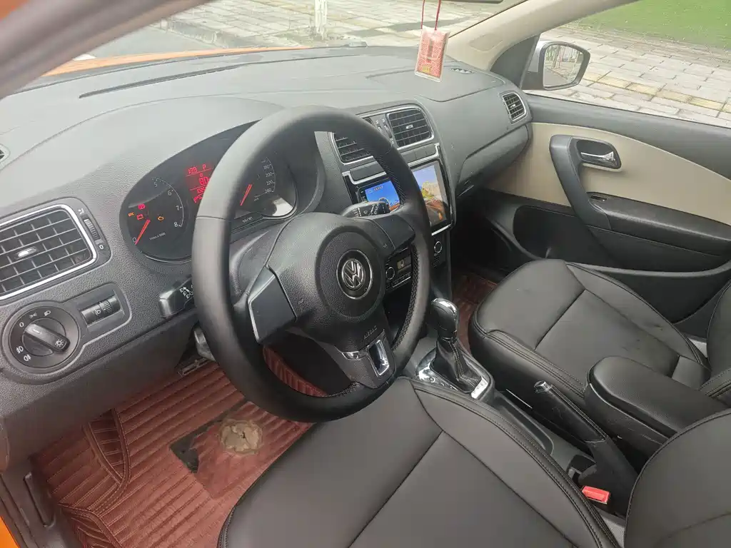 Volkswagen Polo — миниатюра 12