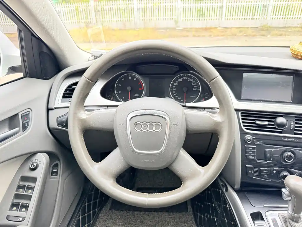 Audi A4L — миниатюра 16