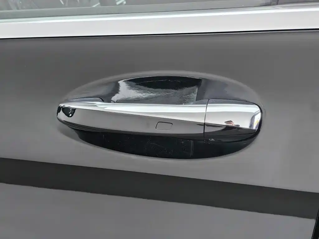 Mercedes-Benz GLC — миниатюра 18