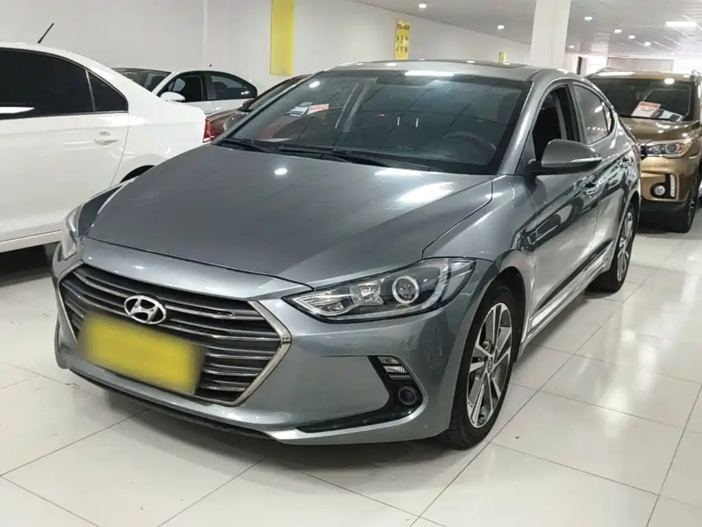 Hyundai Elantra — миниатюра 2