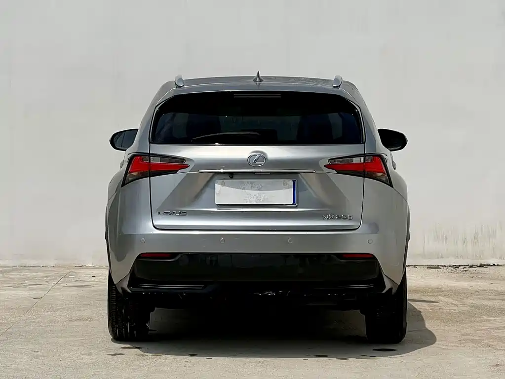 Lexus NX — миниатюра 7