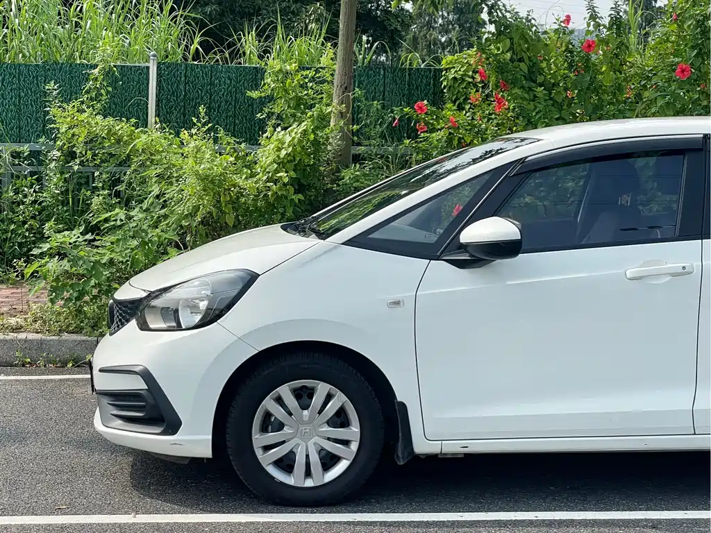 Honda Fit — миниатюра 5