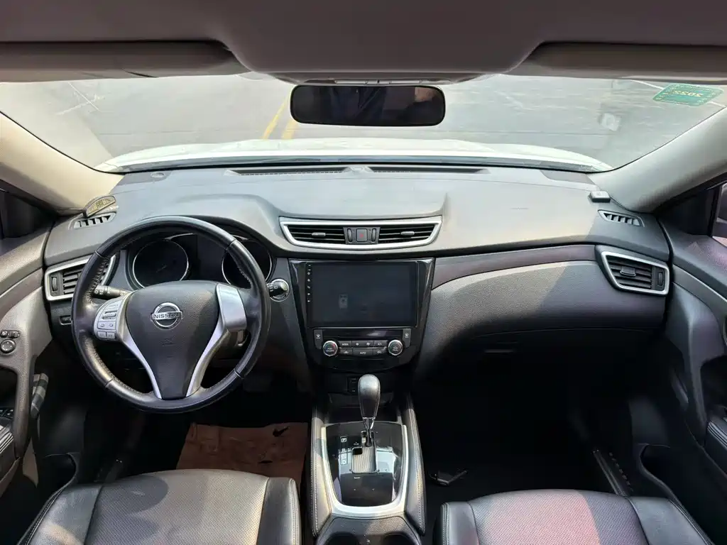 Nissan X-Trail — миниатюра 5