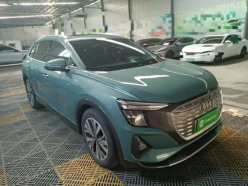 Audi Q5 e-tron — миниатюра 4