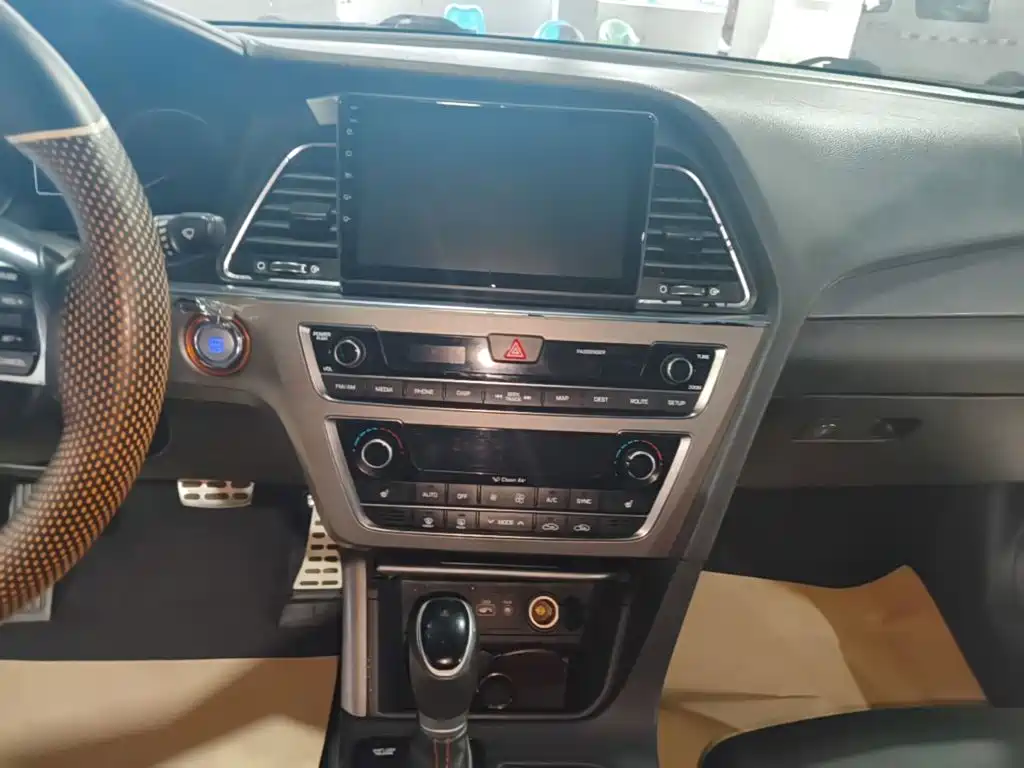 Hyundai Sonata — миниатюра 13