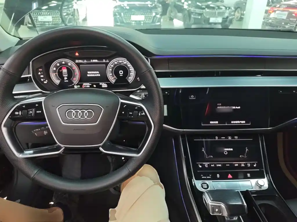Audi A8 — миниатюра 10