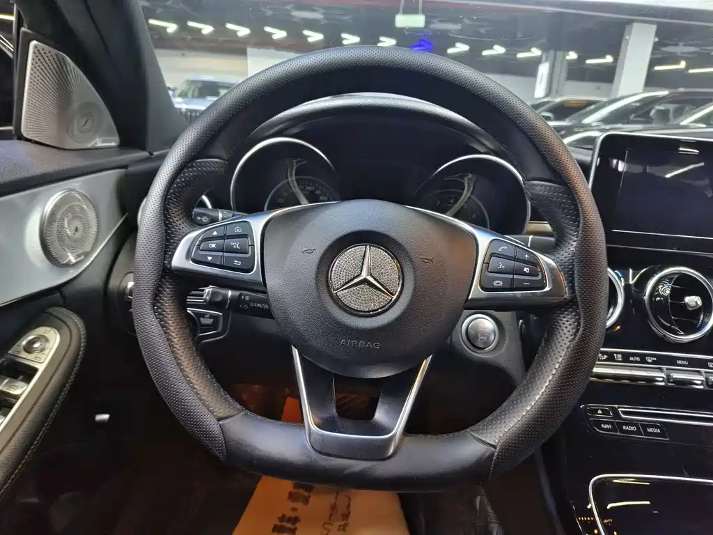 Mercedes-Benz C-Class — миниатюра 8