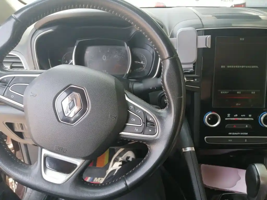 Renault Koleos — миниатюра 5