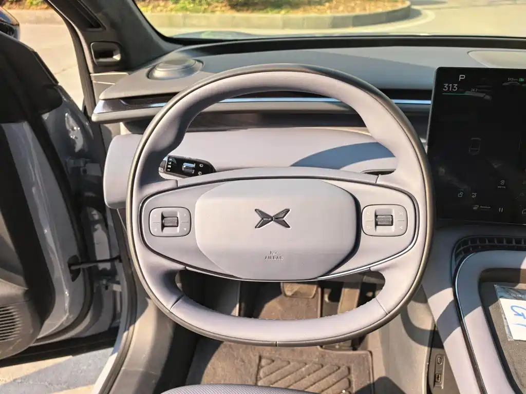XPeng G7 — миниатюра 10