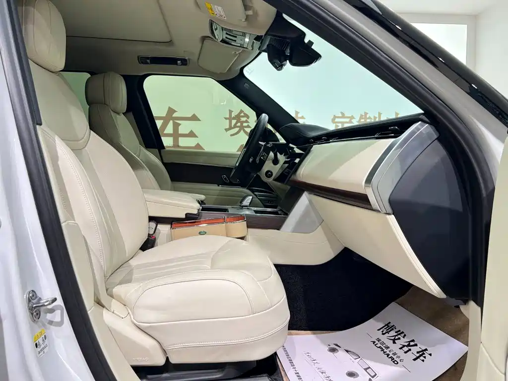 Land Rover Range Rover — миниатюра 9