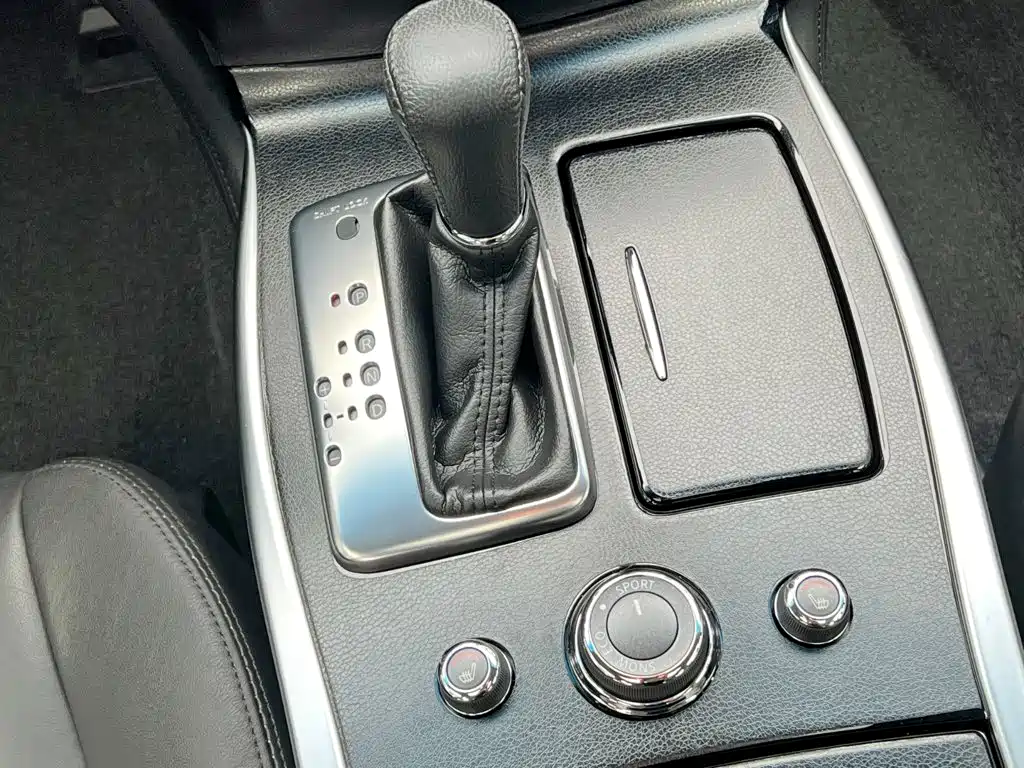 Infiniti Q70 — миниатюра 22