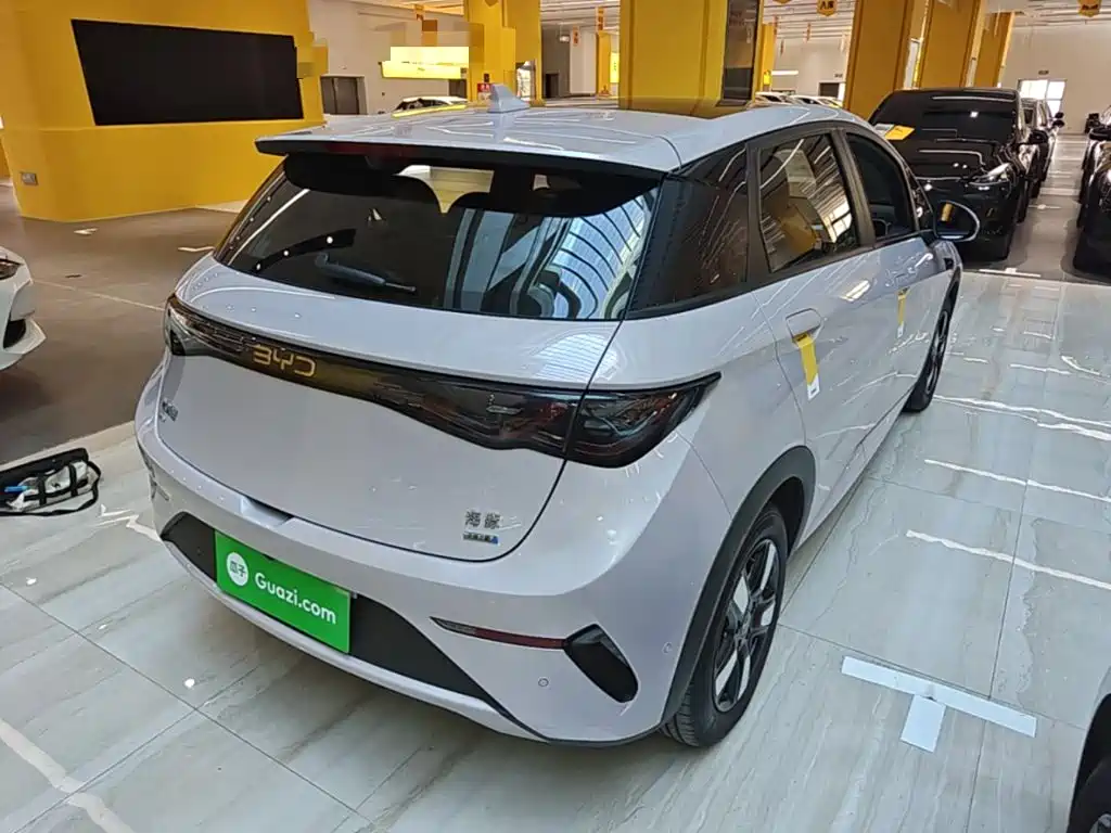 BYD Dolphin — миниатюра 7
