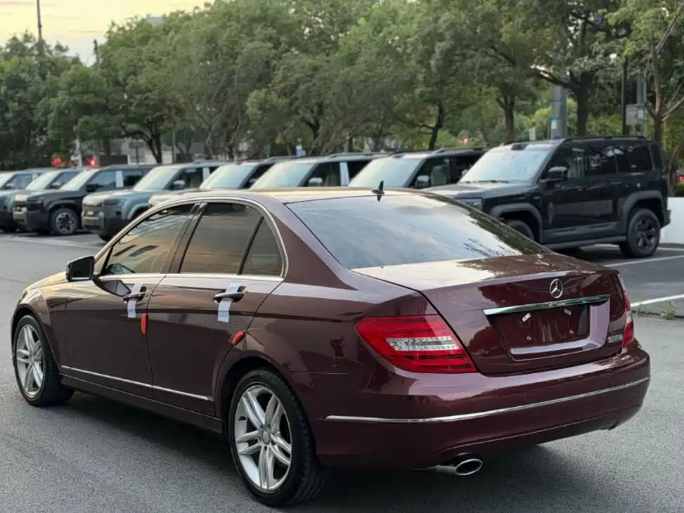 Mercedes-Benz C-Class — миниатюра 10