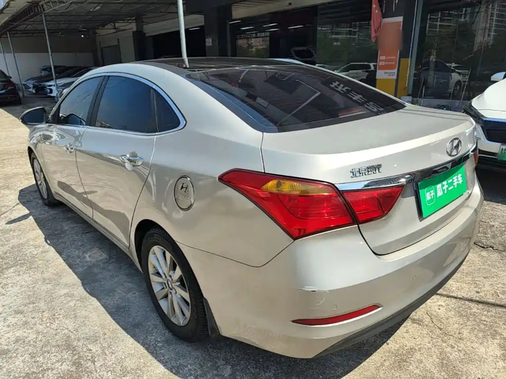 Hyundai Mistra — миниатюра 5