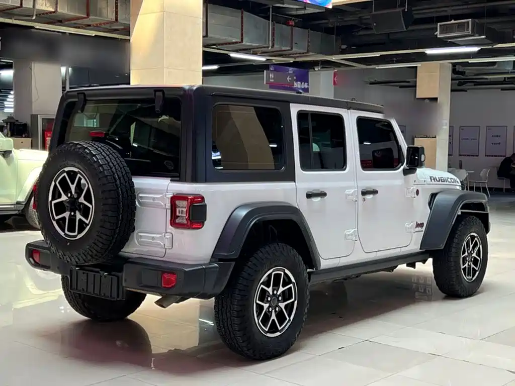 Jeep Wrangler — миниатюра 7