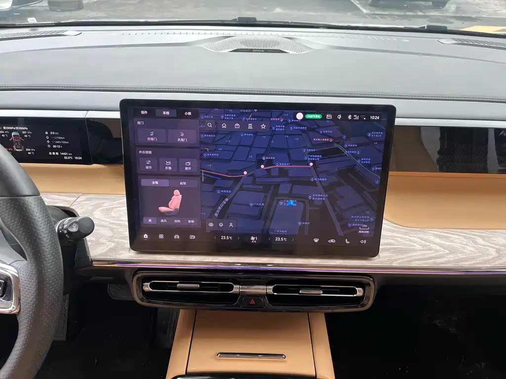 GAC Motor 传祺E8 PHEV — миниатюра 17