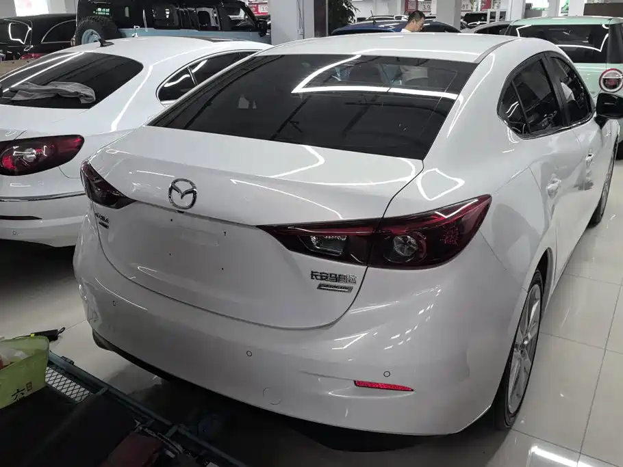 Mazda 3 Axela — миниатюра 3