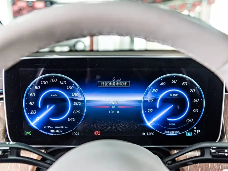 MERCEDES-BENZ EQE SUV