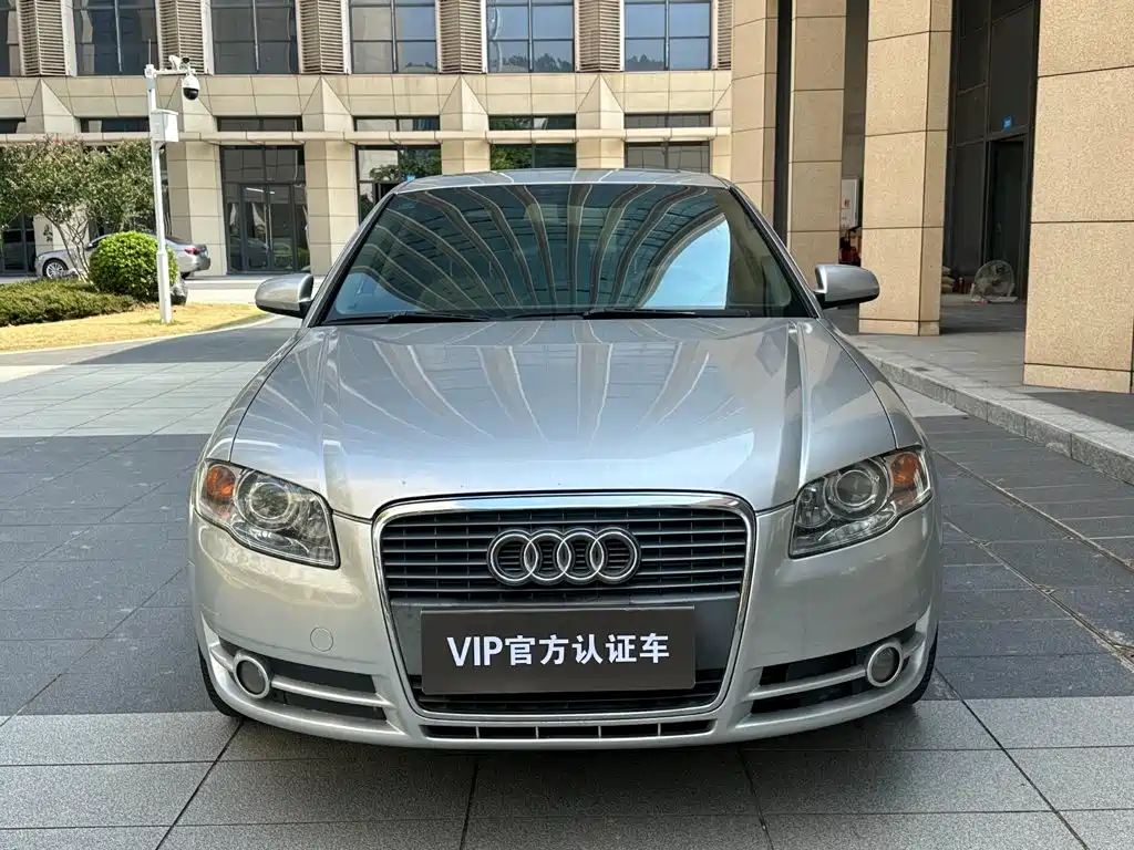 Audi A4 — миниатюра 3