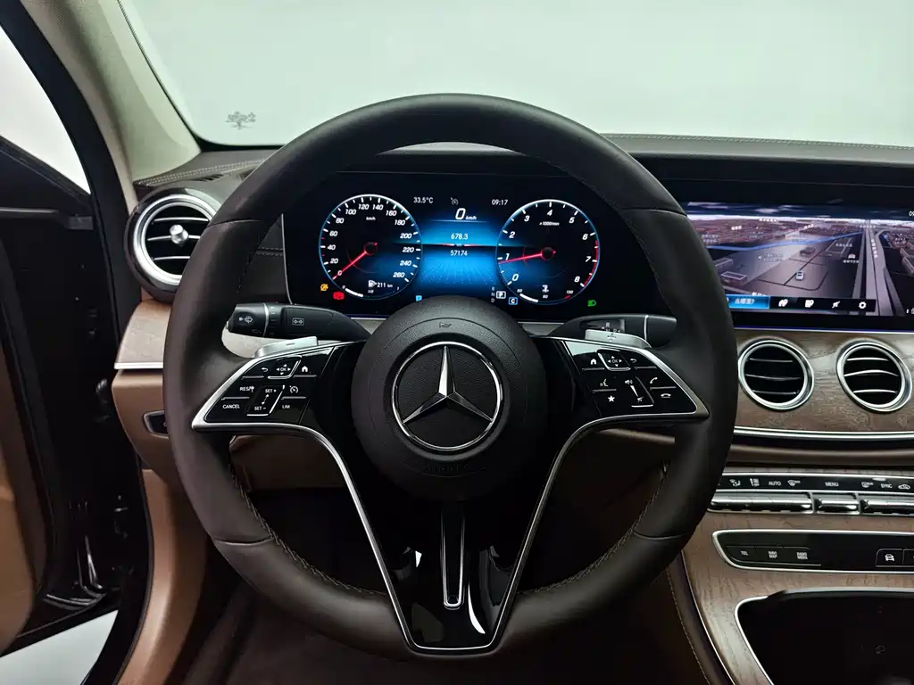 Mercedes-Benz E-Class E 260 L, фото 35