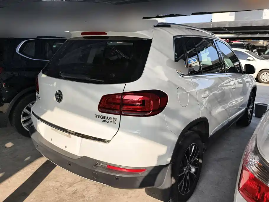 Volkswagen Tiguan — миниатюра 3
