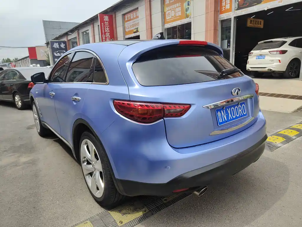 Infiniti FX — миниатюра 6
