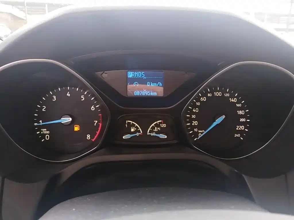 Ford Focus — миниатюра 16