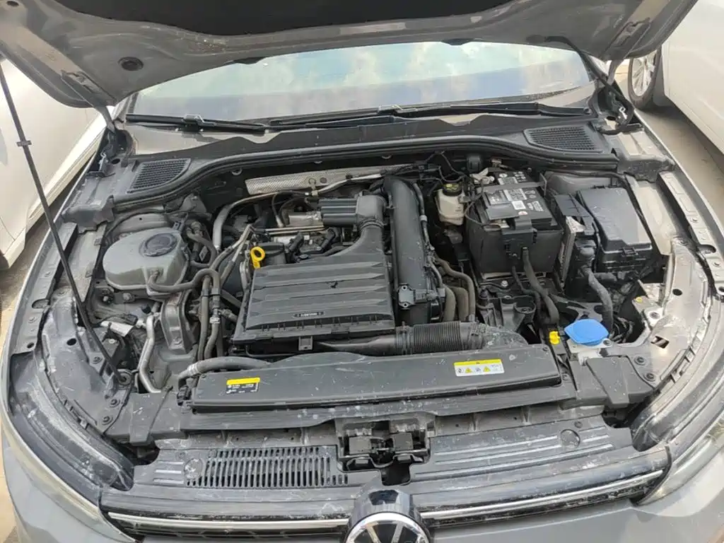 Volkswagen Golf — миниатюра 20