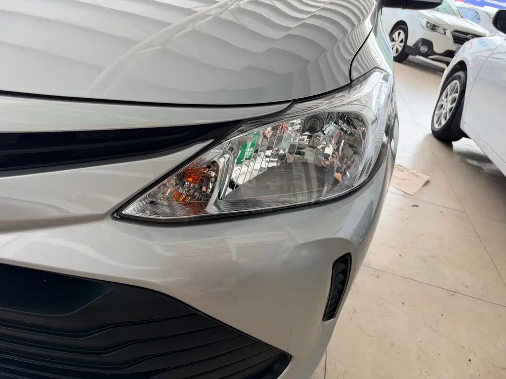 Toyota Vios — миниатюра 2