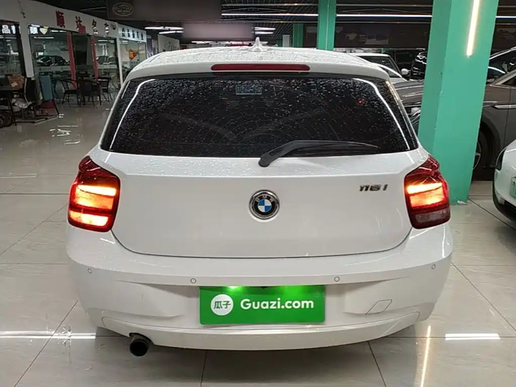 BMW 1 Series (Import) — миниатюра 6