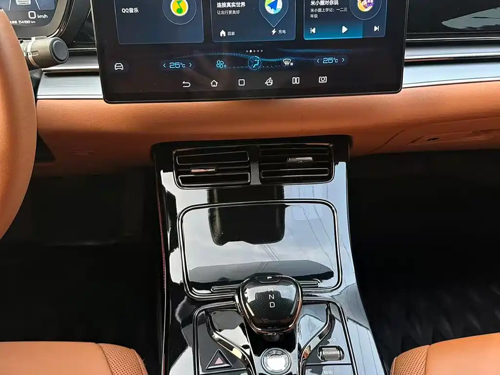 BYD Han — миниатюра 10
