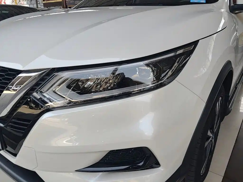 Nissan Qashqai — миниатюра 24