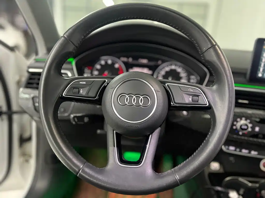 Audi A4L 2018 30 40 TFSI