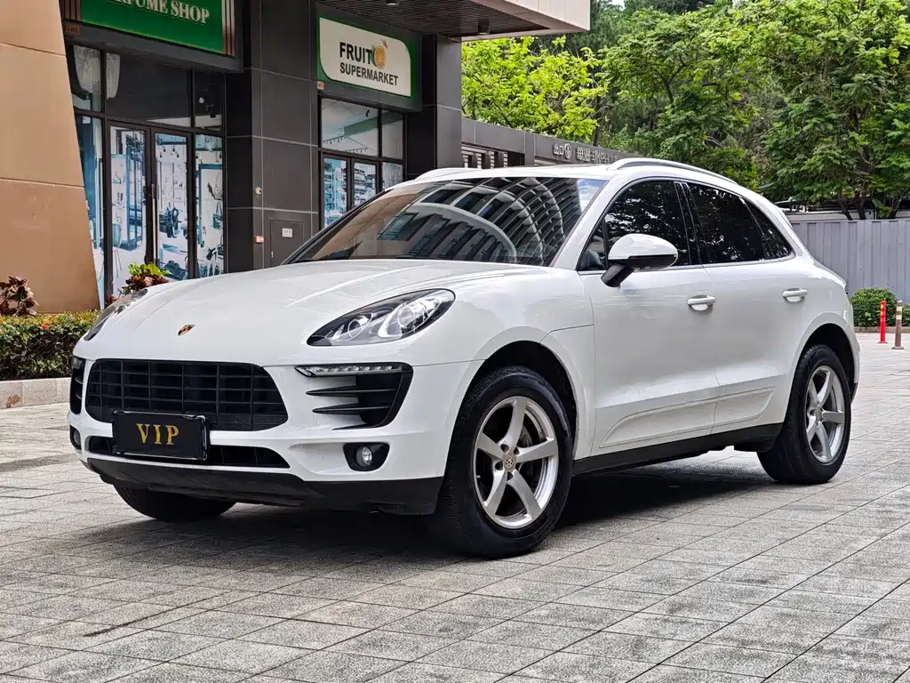 Купить Porsche Macan