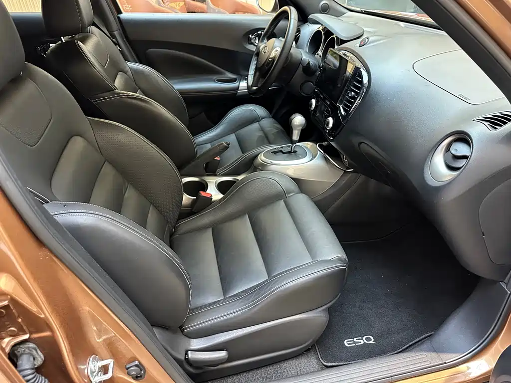 Infiniti ESQ 2014 1.6T