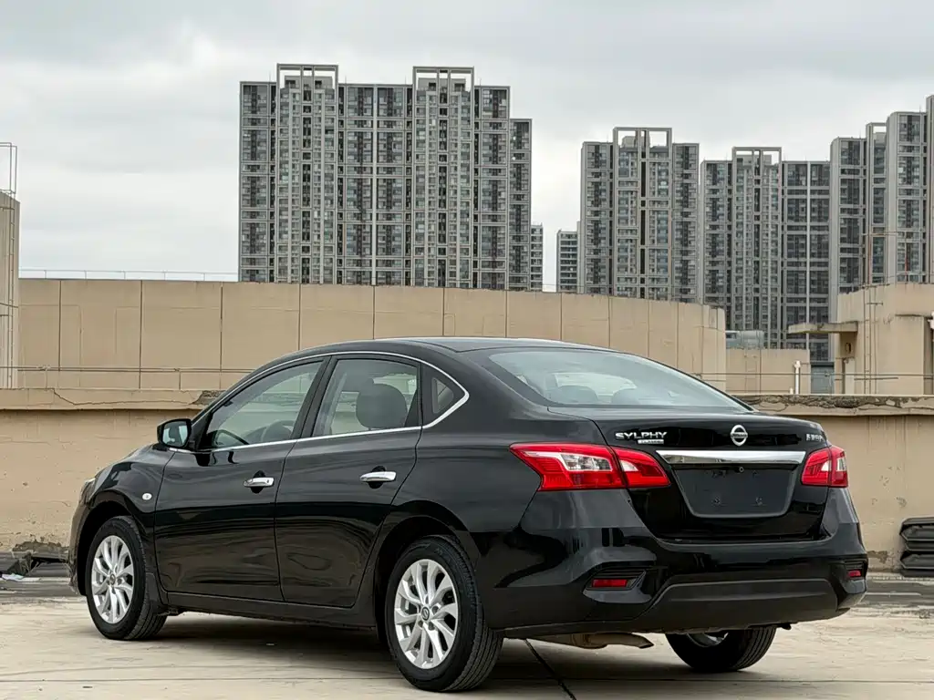 Nissan Sylphy — миниатюра 6